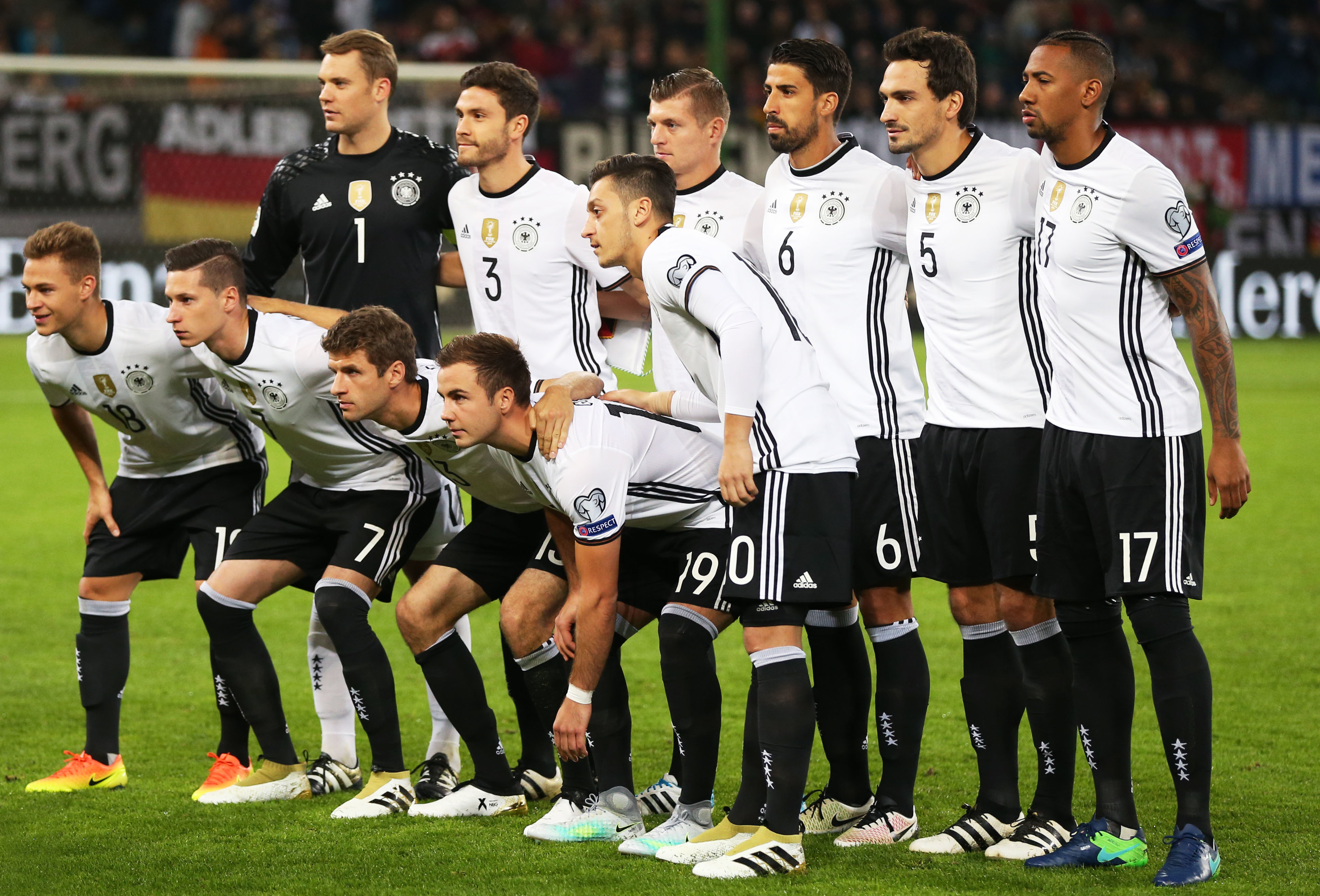 团拉开了差 团拉开了差