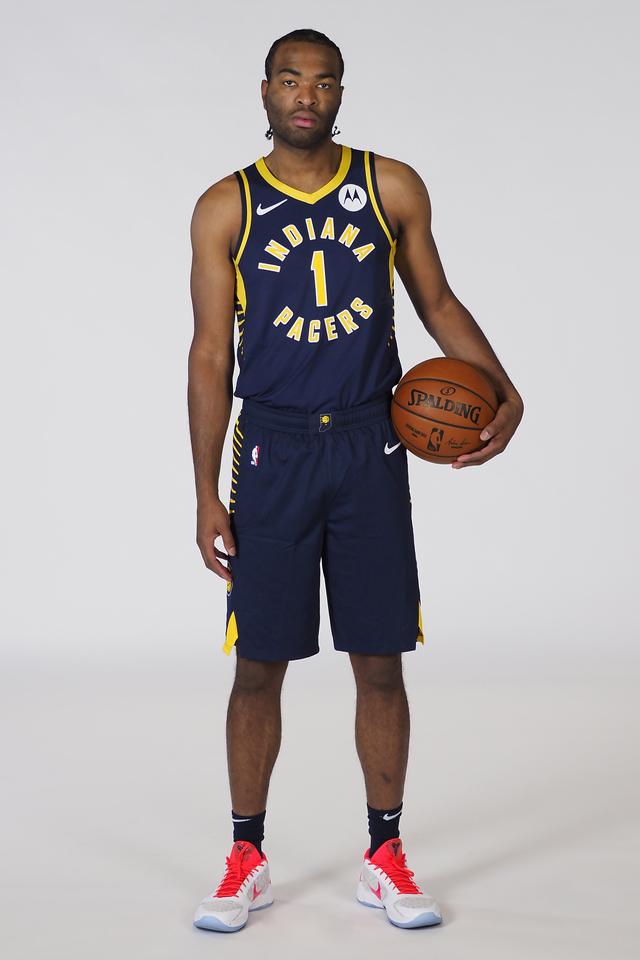 在现代足球 在现代足球