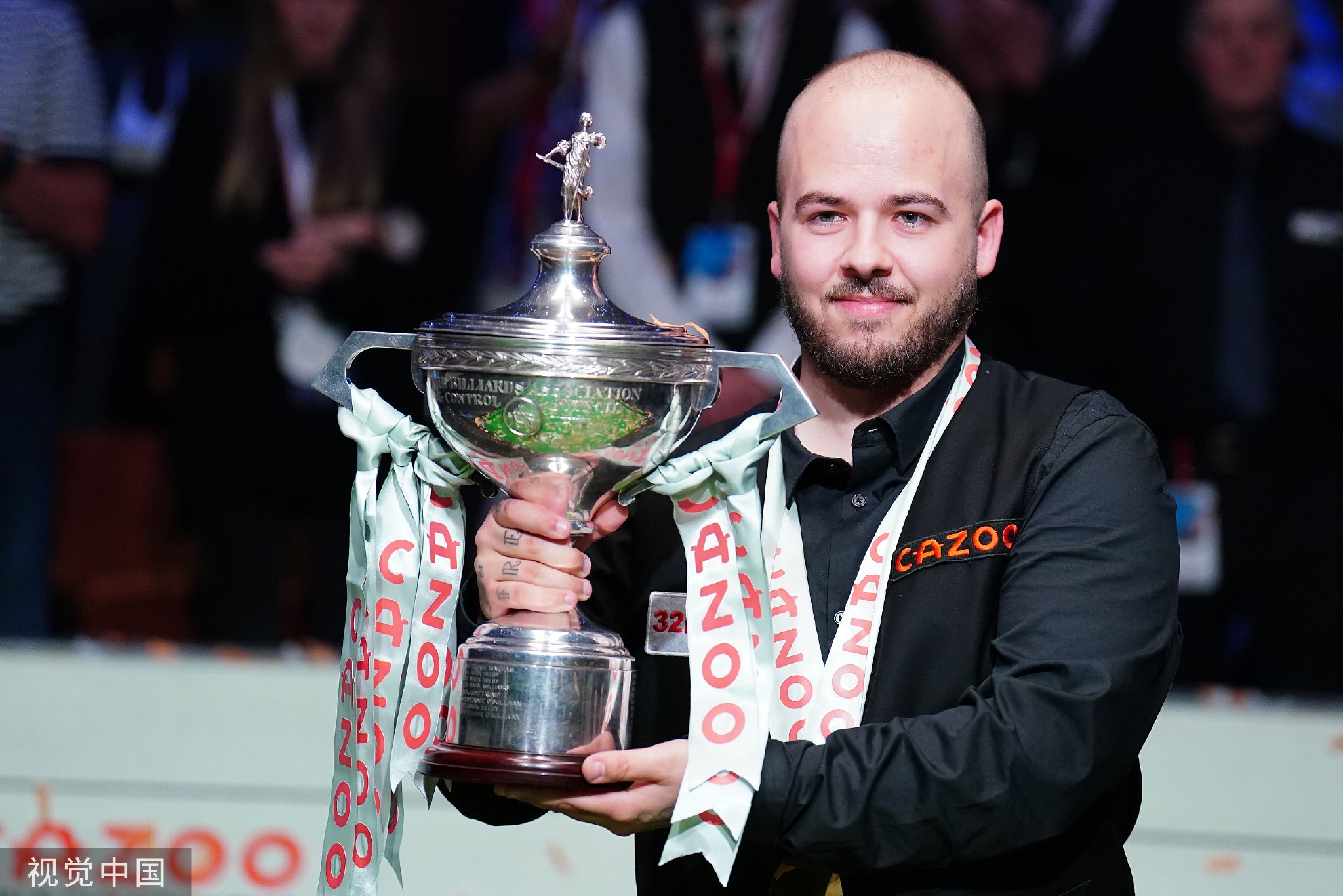 员在他的引 员在他的引