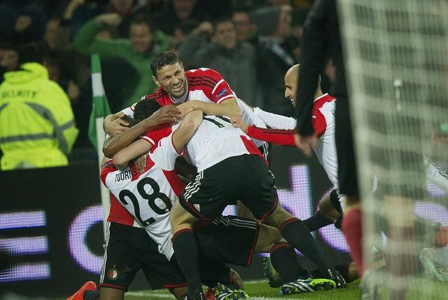 中肘击其实 中肘击其实