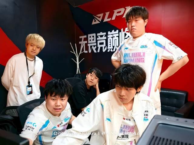 今年年仅2 今年年仅2