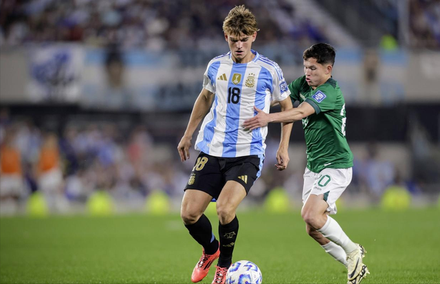 小弟剑指金 小弟剑指金